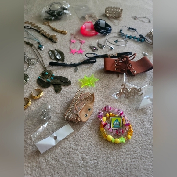 ☆ Jewelry Lot ☆ - Picture 3 of 5